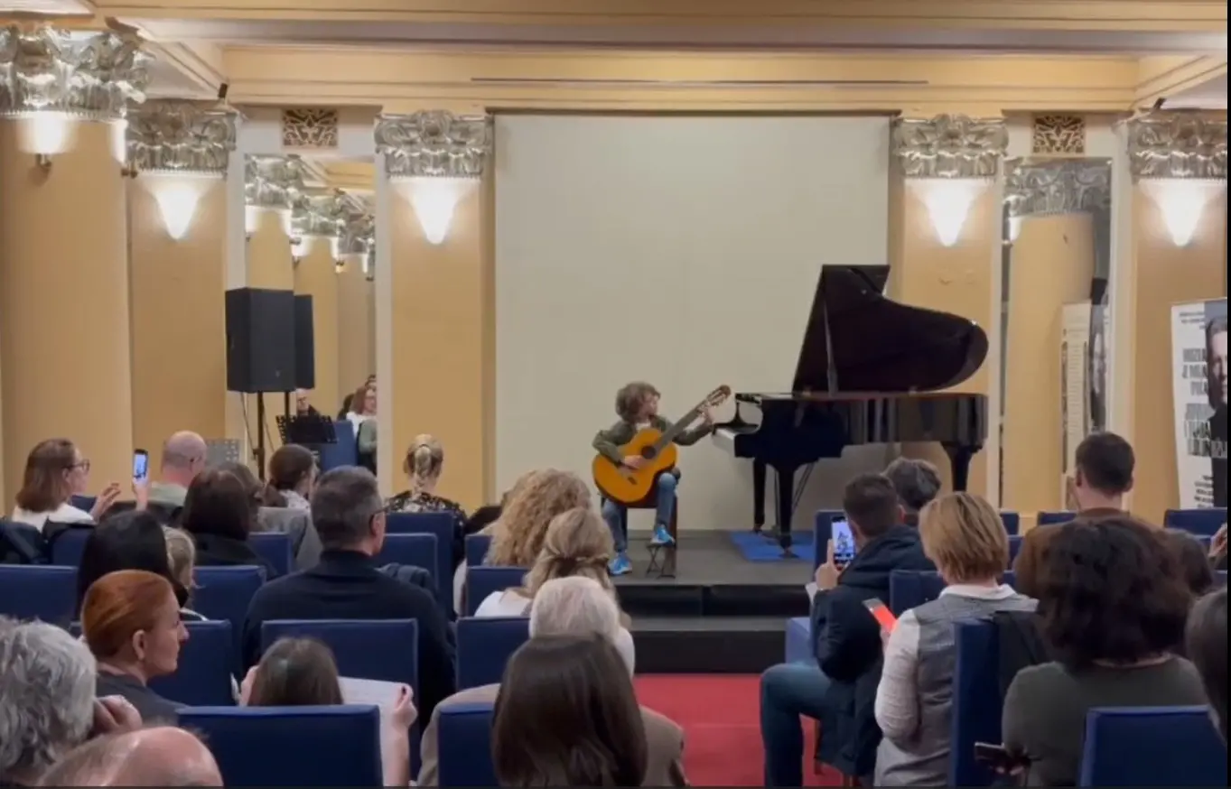 Синоћ у Установи културе „Гварнеријус“ мали свирали ко велики