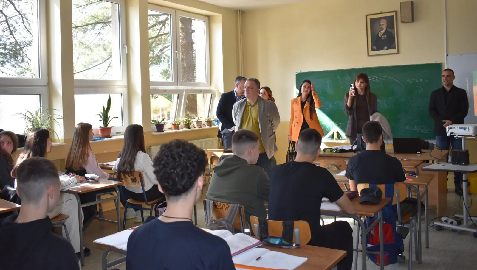 Станковић у Аранђеловцу најавио одржавање пробног завршног испита за ученике осмог разреда 27. и 28. марта