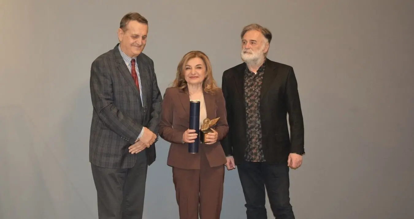 Весна Недељковић, државни секретар у Министарству просвете, добитница награде „Бели анђео“ за унапређење образовног система Србије